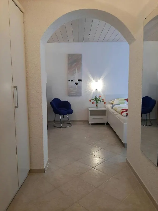 Apartment Adria Dream: Seaside Villa with Pool in Istrian Liznjan Croatia