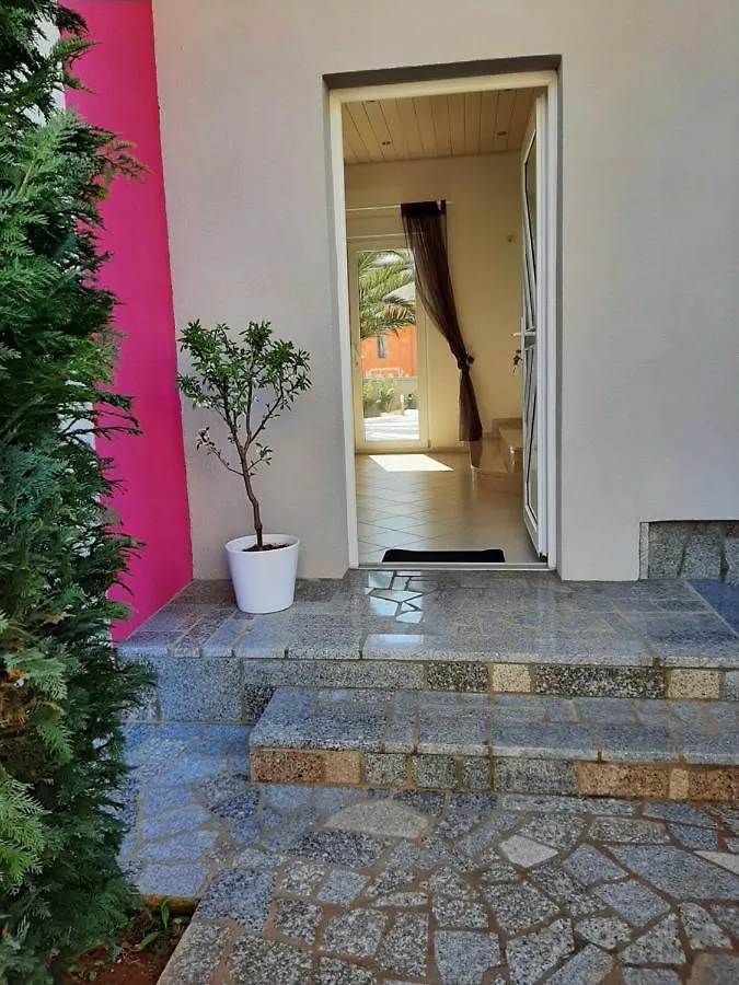 Adria Dream: Seaside Villa with Pool in Istrian Liznjan 0*,  Croatia