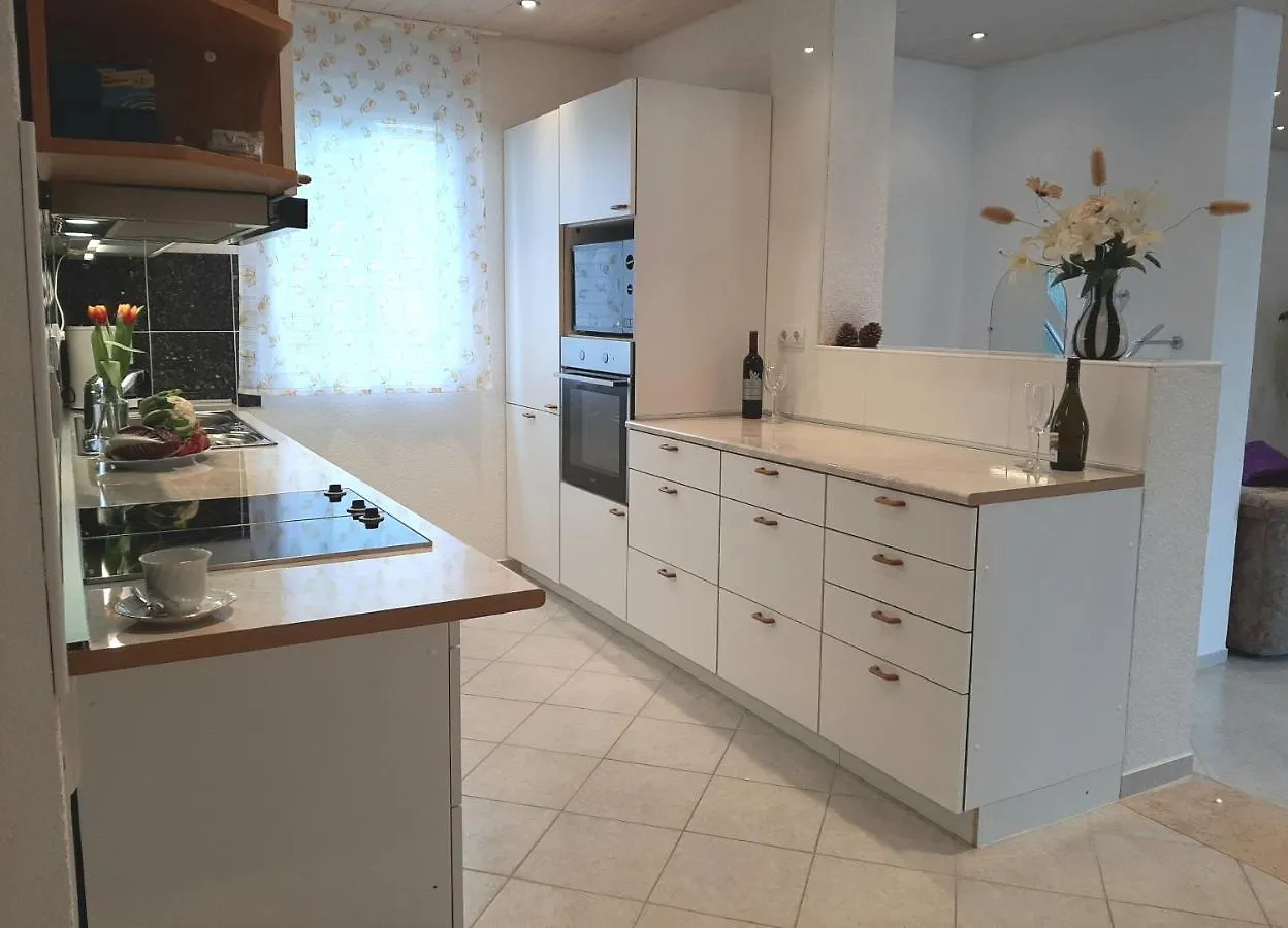 Adria Dream: Seaside Villa with Pool in Istrian Liznjan Croatia