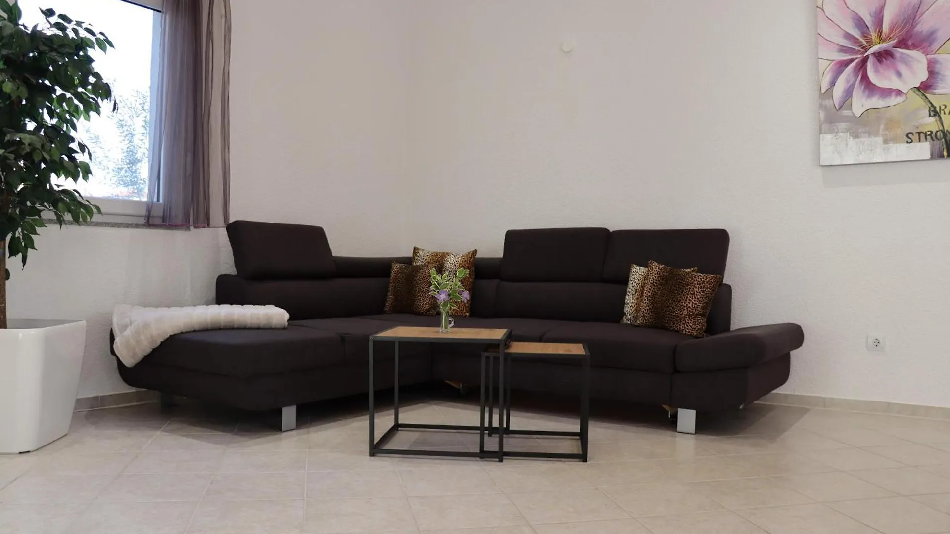 Adria Dream: Seaside Villa with Pool in Istrian Liznjan